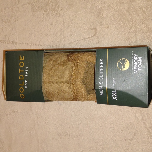 ๐ฃGOLD TOE Men's Slippers in Cognac relaxed fit get morning paper ๐ - Picture 5 of 11